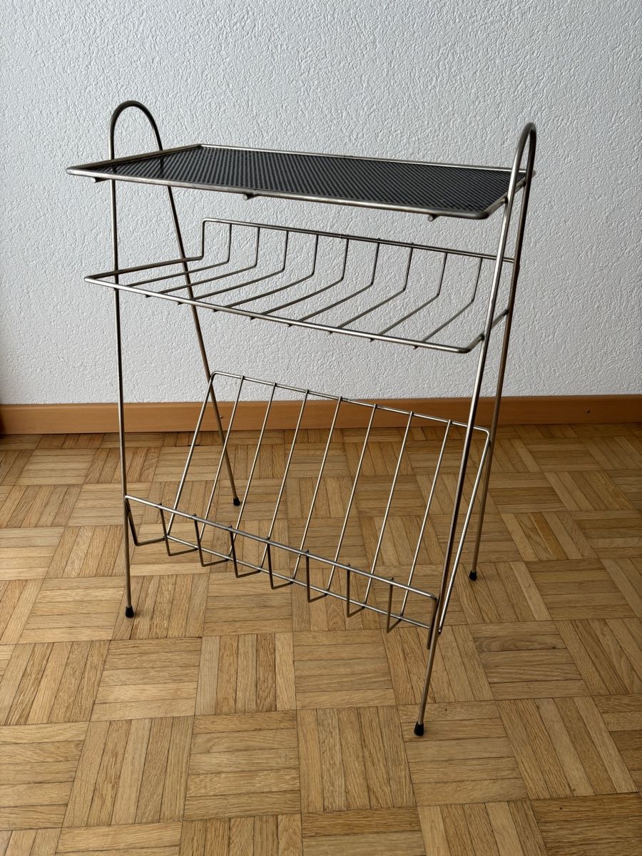 Autres articles pour la maison: Vintage Zeitungsständer – D'occasion à Zürich par len_n6hq