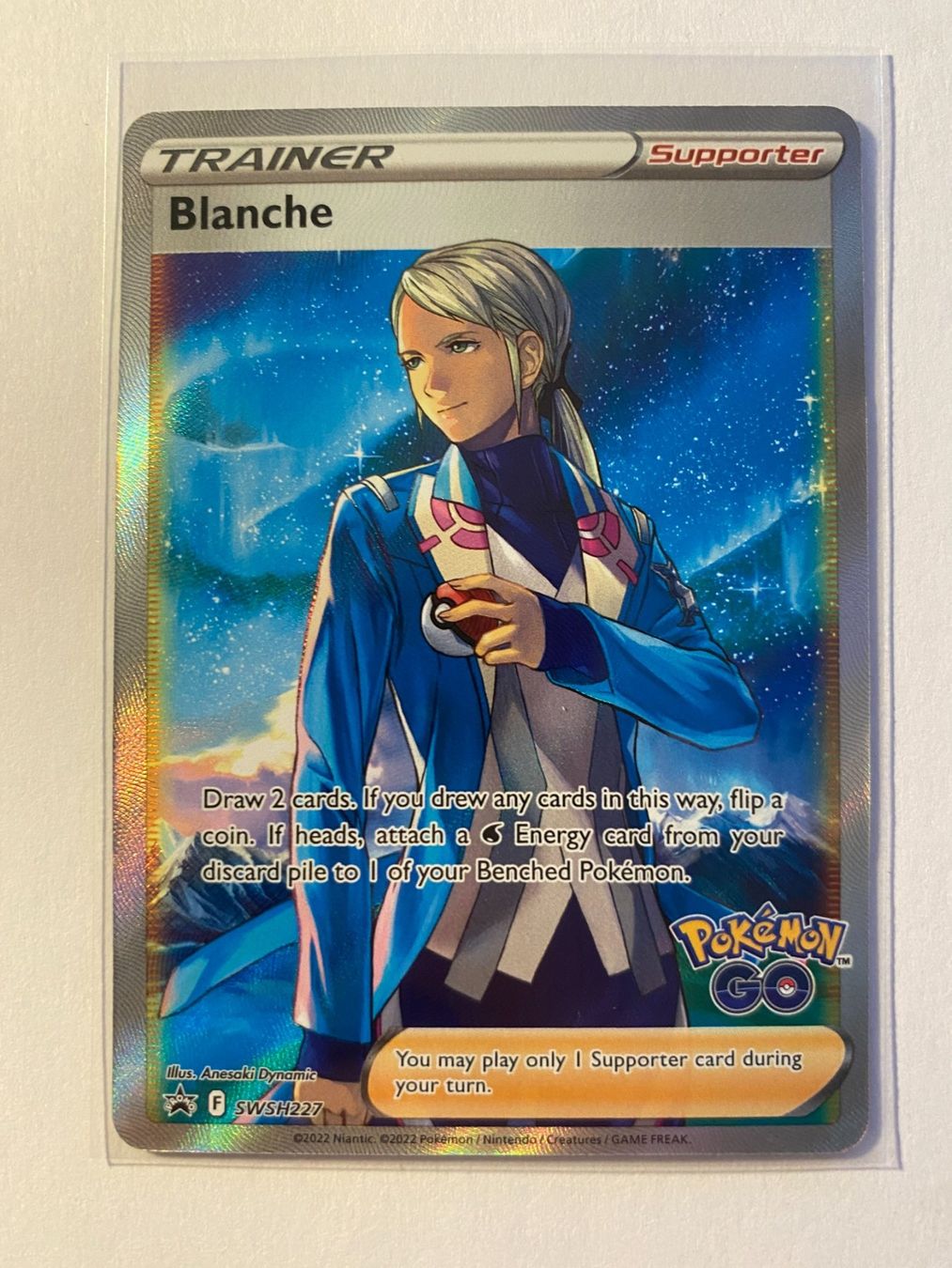Pokémon Carte collezionabili: Pokemon Blanche SWSH 227 EN – Nuovo (secondo la descrizione) da Weingarten-Kalthäusern venduto da McGmavlo