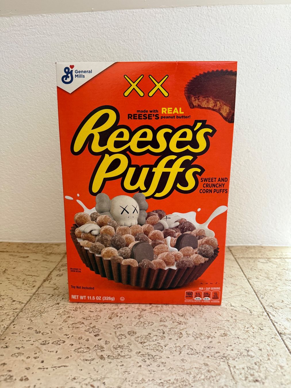 Lebensmittel & Spezialitäten: KAWS x Reese's Puffs Cornflakes – Neu und originalverpackt aus Worb von le_castor