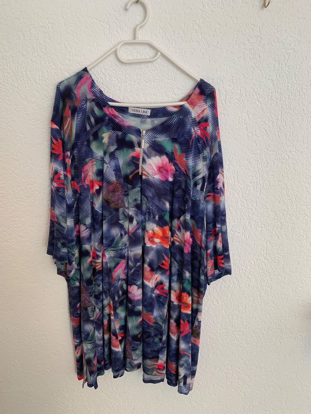 T-Shirts: Mona Lisa Shirt Gr. XXL – Gebraucht aus Fislisbach von KolibriSecondhand