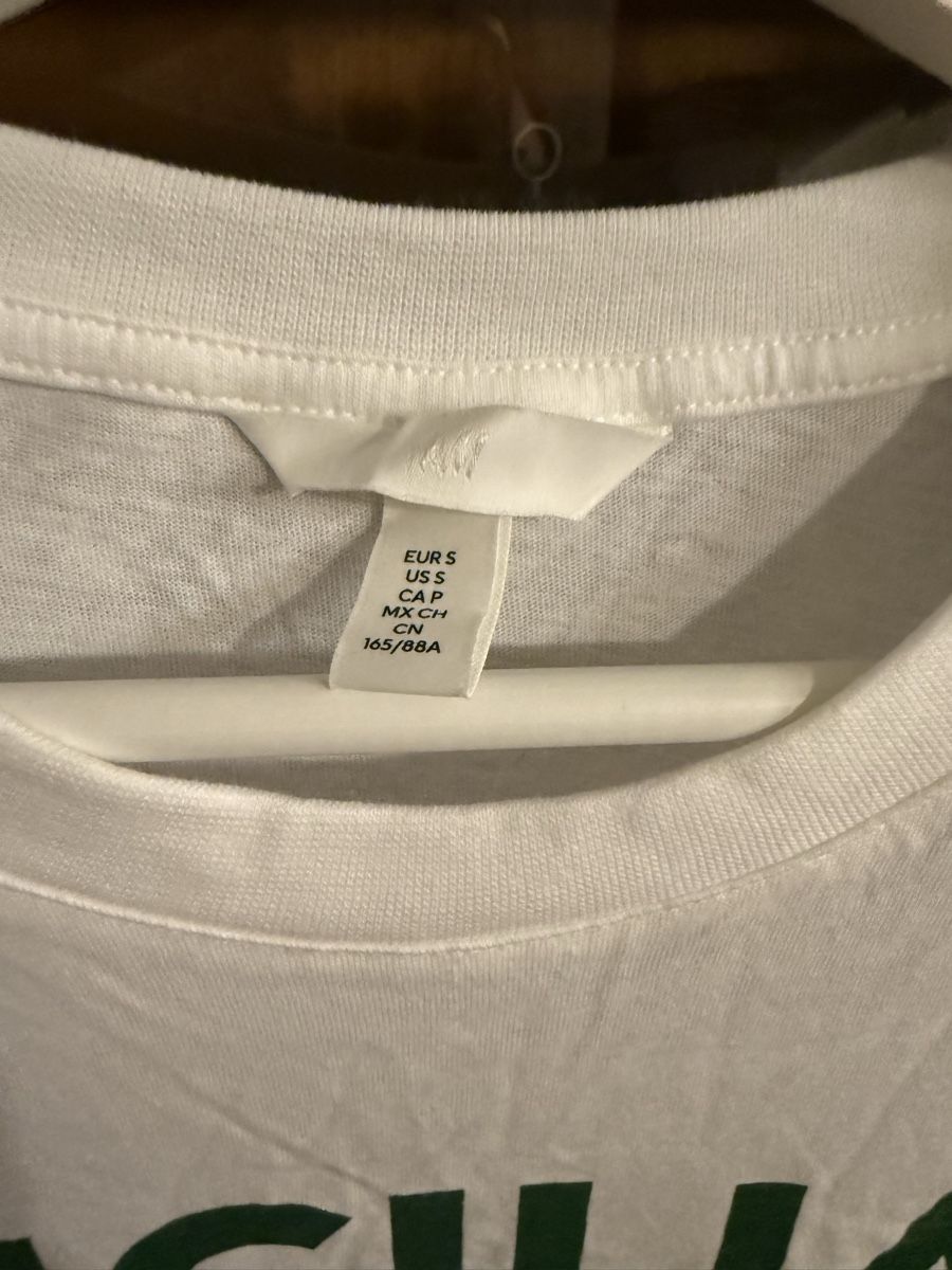 H&M T-shirt: Tshirt S Sicilia – Usato da Mendrisio venduto da ketolin 1