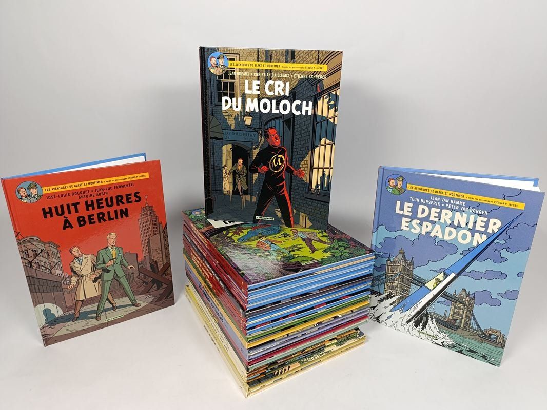 Fumetti: Collection de 22 BD Les aventures de Blake et Mortimer – Usato da Thielle venduto da Plusvalue_Neuchatel