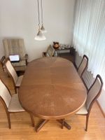 Vintage Ausziehtisch mit 4 Stühlen – Holz – 60er/70er Jahre