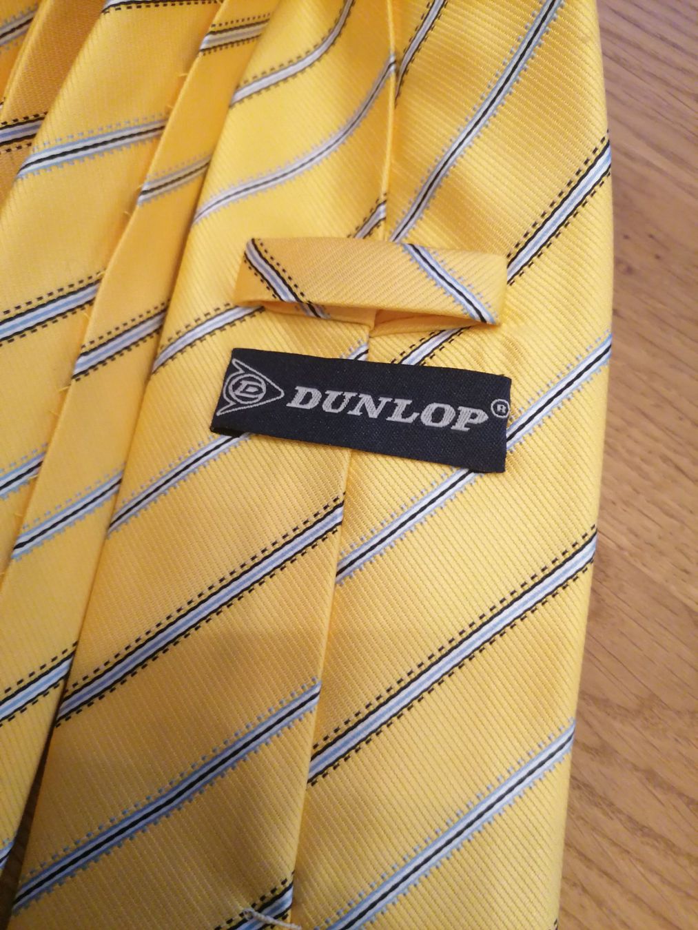 Cravatte: Dunlop Krawatte Polyester - Nr. 195 – Usato da Basel venduto da vintagecollector 2