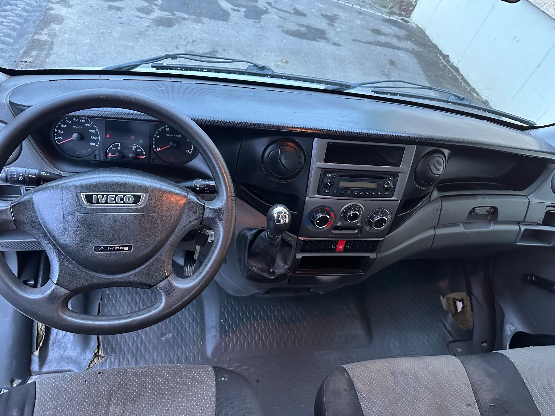 Iveco Nutzfahrzeuge: Lieferwagen IVECO 35C17 Daily – Gebraucht aus St.Gallen von maxi1979 4