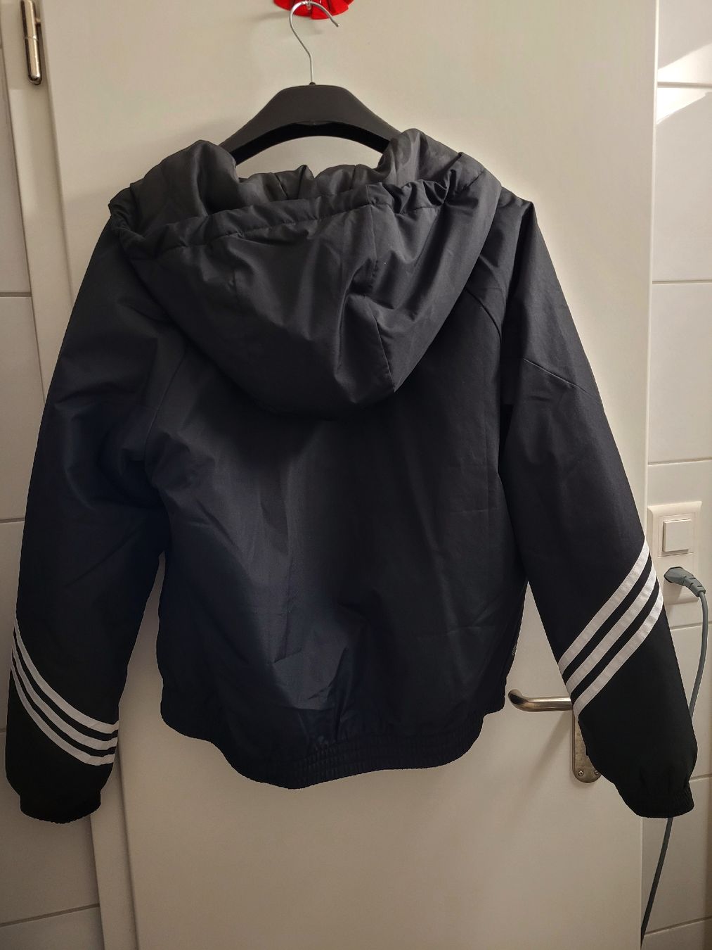 Adidas Giacche: Veste Adidas performance – Nuovo (secondo la descrizione) da Biel/Bienne venduto da Leila32 3