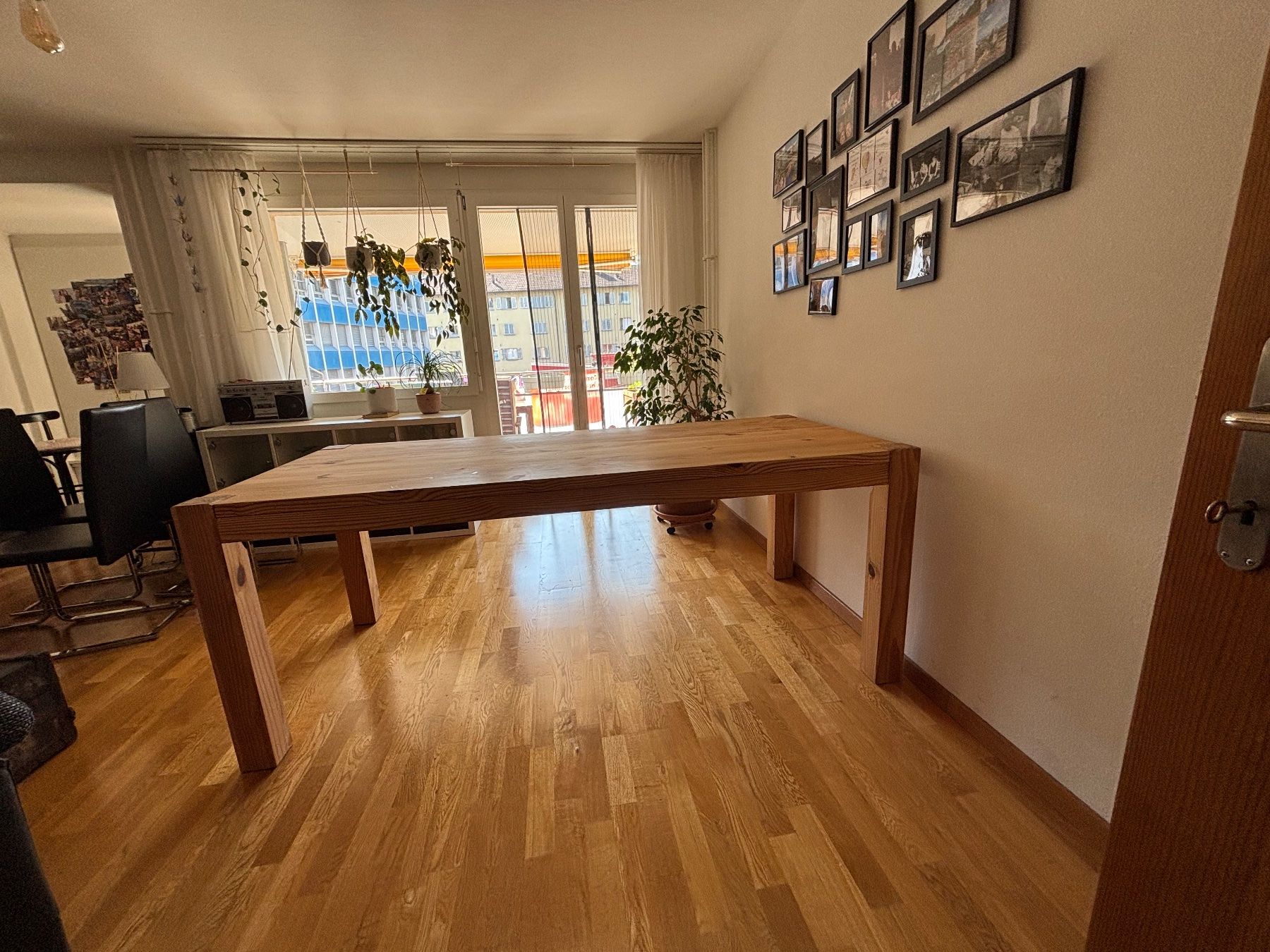 Tische: Esstisch – Gebraucht aus Luzern von deb_x2sq