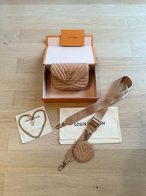 Borse da donna: Louis Vuitton Multi Pochette New Wave Bag – Usato da St. Gallen venduto da Sabrinaaa