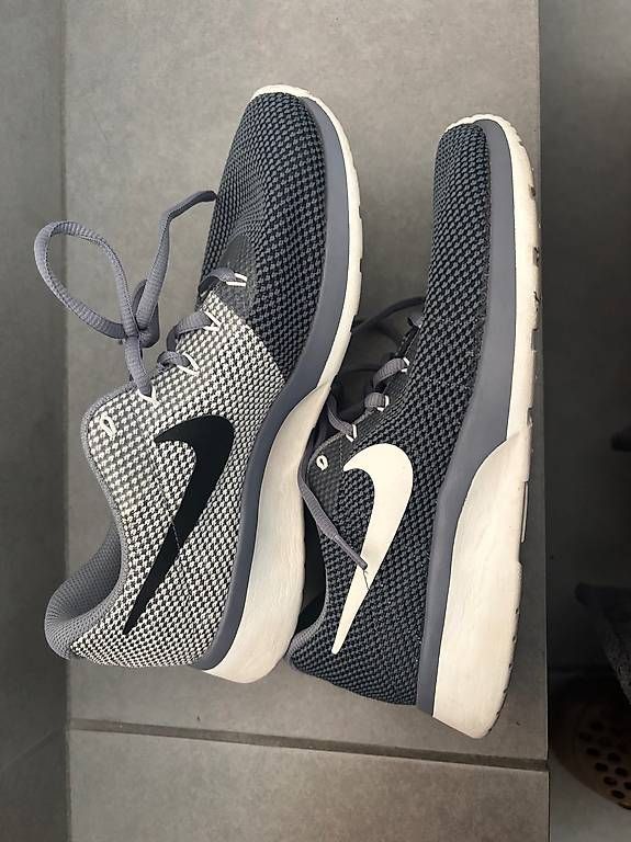 Chaussures femmes: Nike confort T 40  – D'occasion à Confignon par MVAR 1