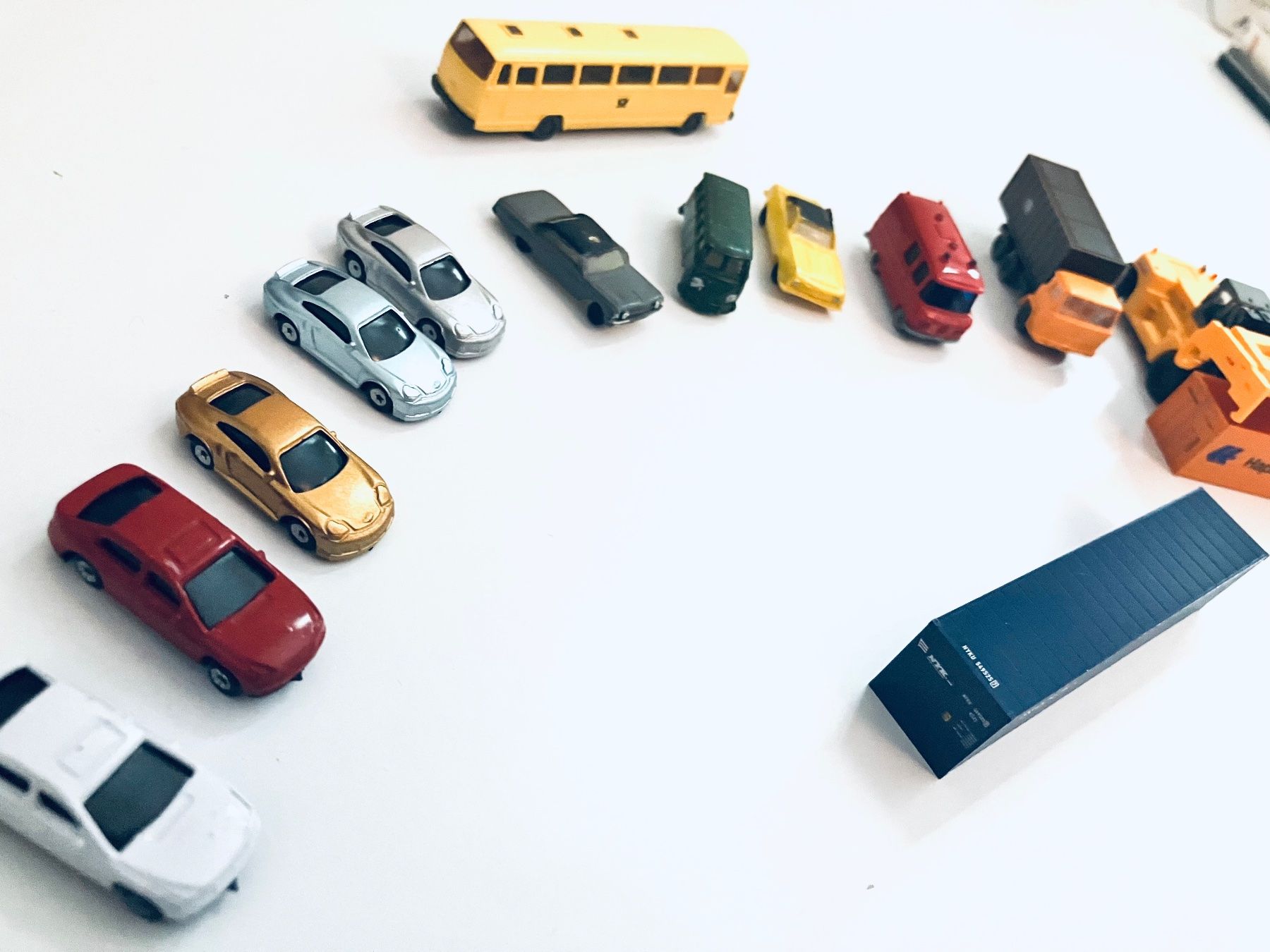 Kato Modelleisenbahnen: Konvolut+ CONTAINERSTAPLER XL SPUR N – Neu und originalverpackt aus Oberbuchsiten von Orsetto24 7