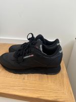 Reebok schwarz GR.40 NEU!!