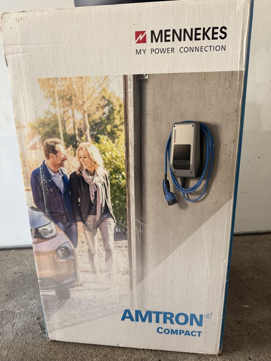 Mennekes Caricabatterie: Mennekes AMTRON Compact - Auto Ladestation - Wallbox – Nuovo e nell'imballaggio originale da Meilen venduto da sabb213 1