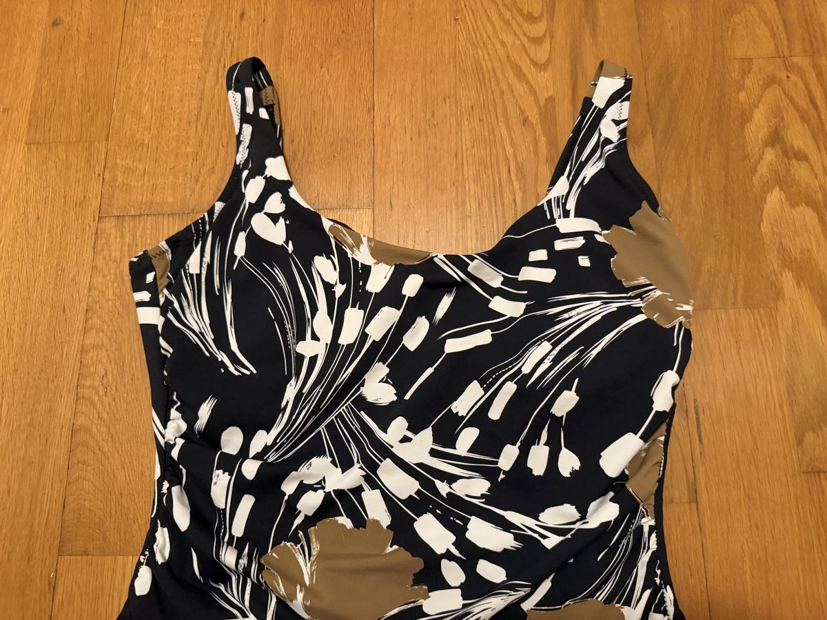 Badekleider & Bikinis: Badeanzug DAVID Grösse 40, Cup C.  – Gebraucht aus Adliswil von StephanieAnnina 2