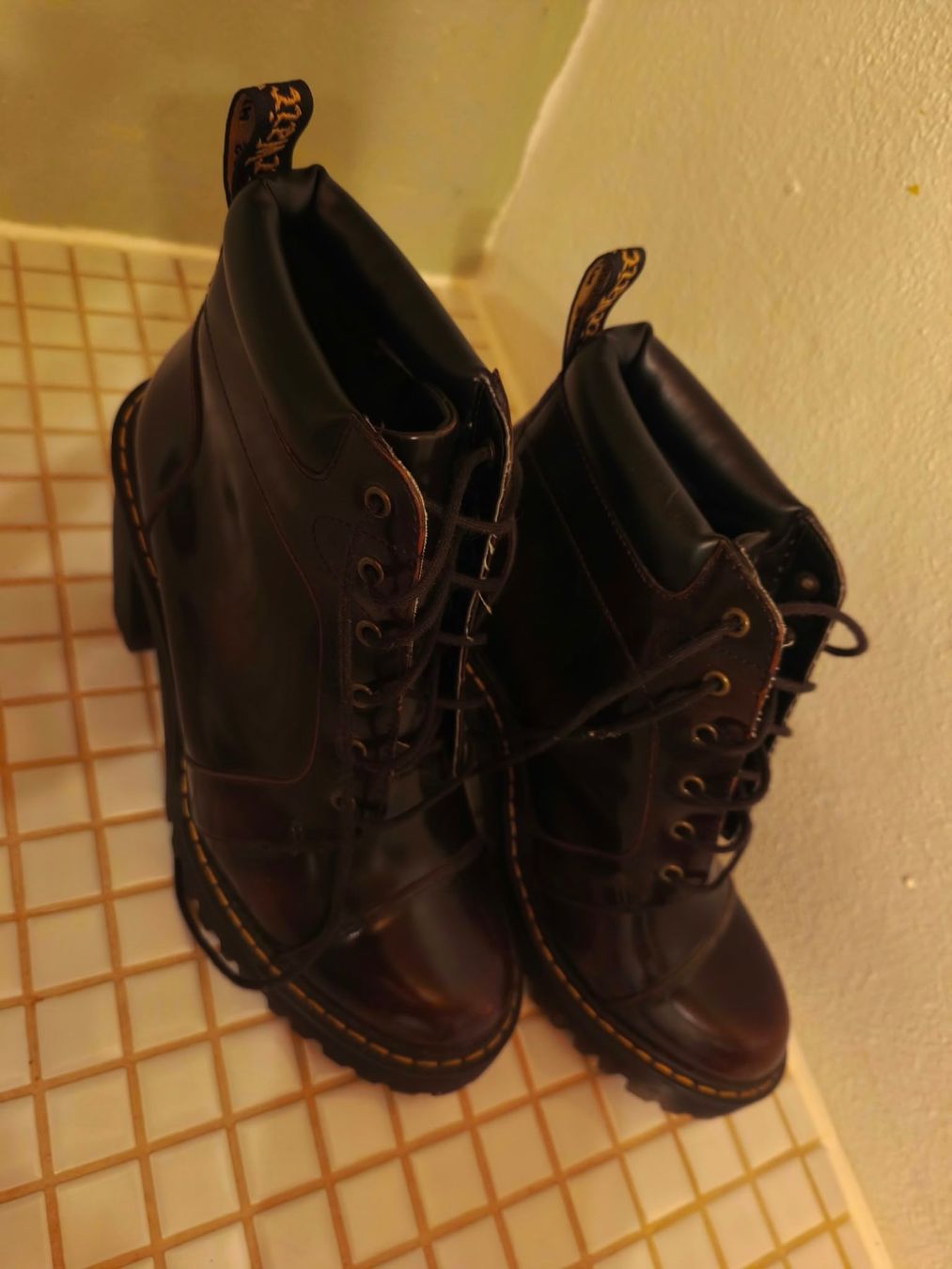 Dr. Martens Scarpe da donna: Doc. Martens Highheels – Usato da Luzern venduto da mel_vjd5 1