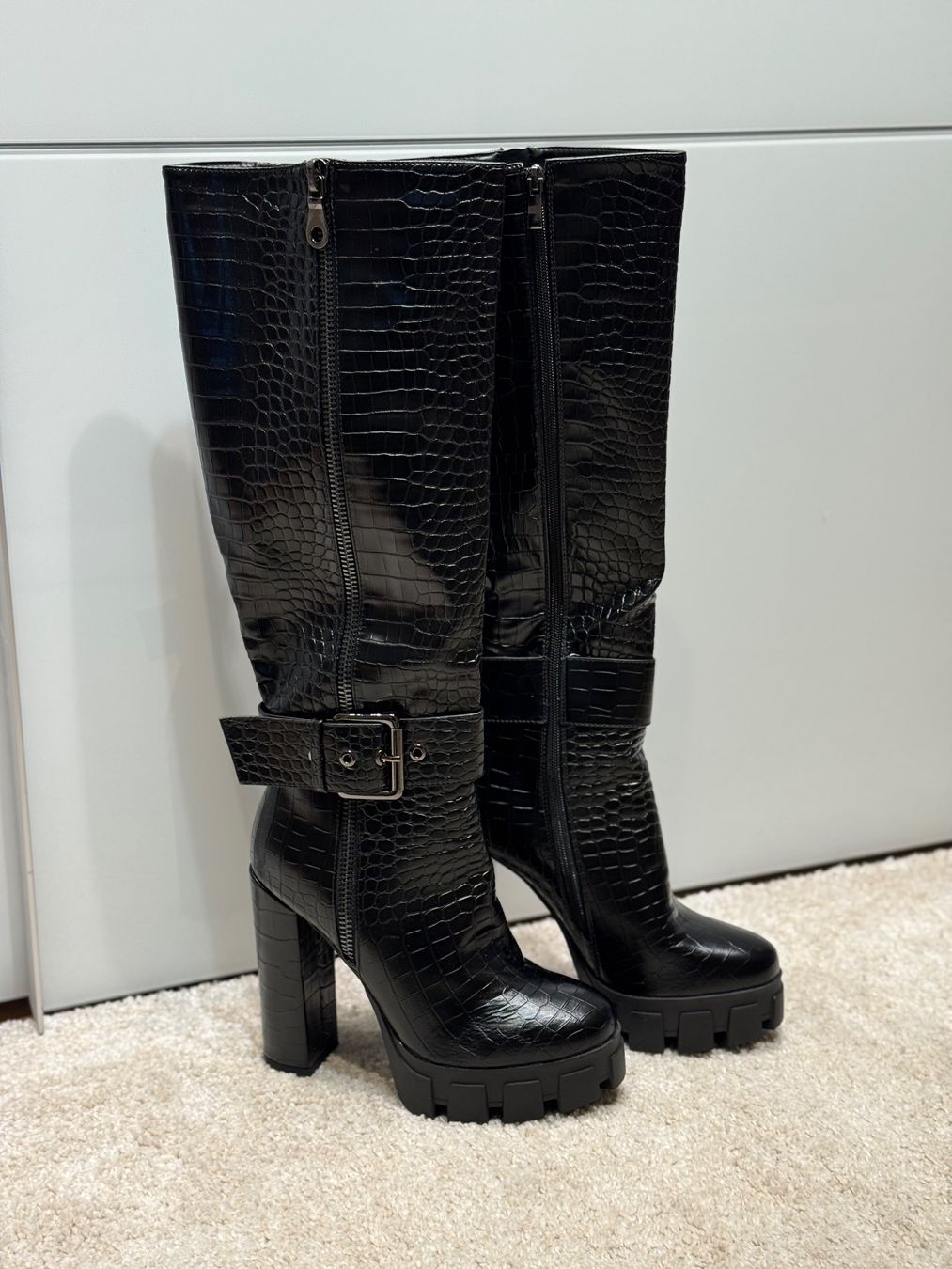 Scarpe da donna: Kniehohe High Heel Stiefel, Gr. 39 – Usato da Oberdiessbach venduto da j_schafi 8