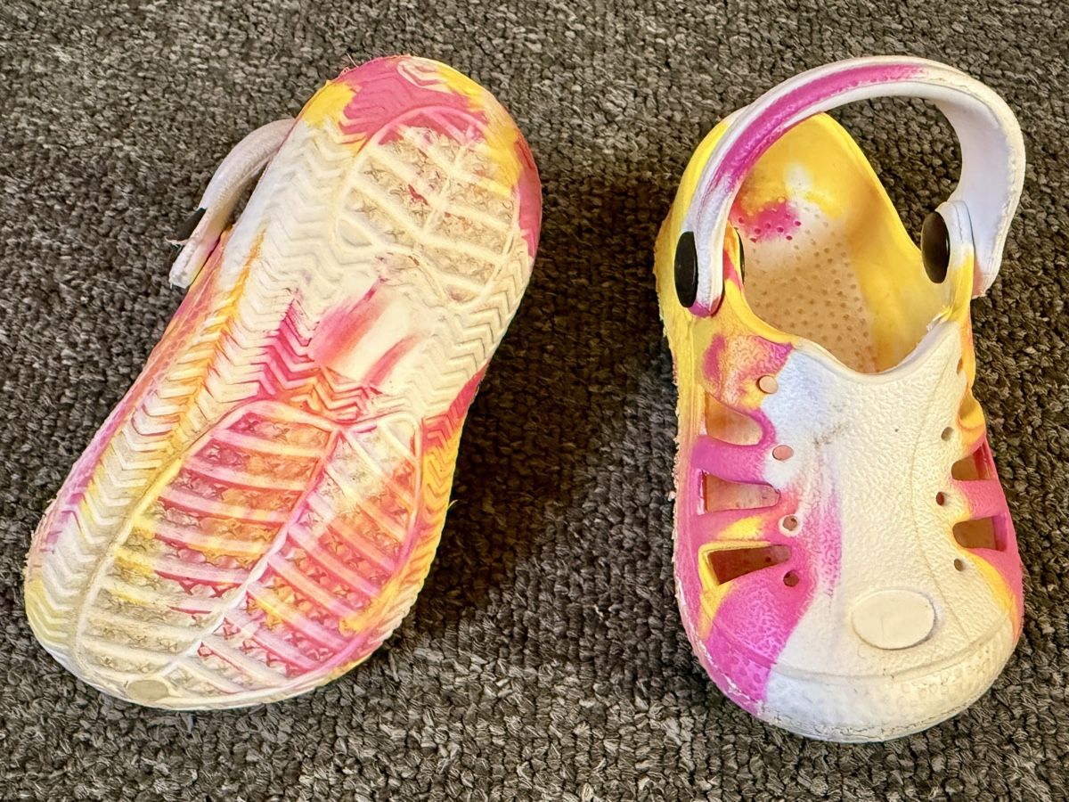 Schuhe für Jungen: Kinder Clogs bunt gemustert – Gebraucht aus Worben von Teddy112 2