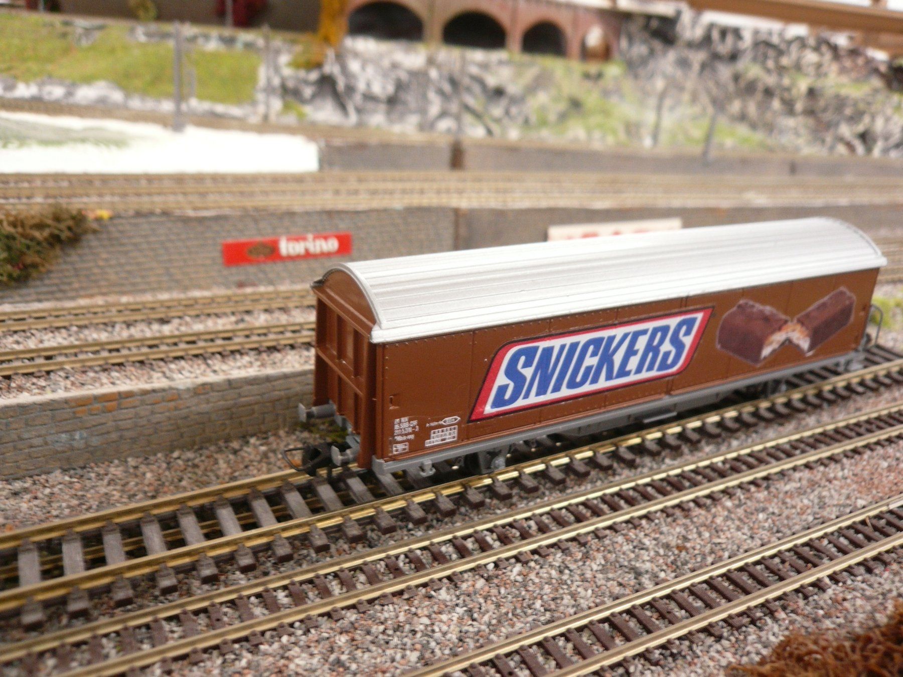 Roco Trains électriques: ROCO HBIS H0 DC  ""  SNICKERS  ""  EINMALIG MIT OVP – D'occasion à Pfaffnau par nolff 2
