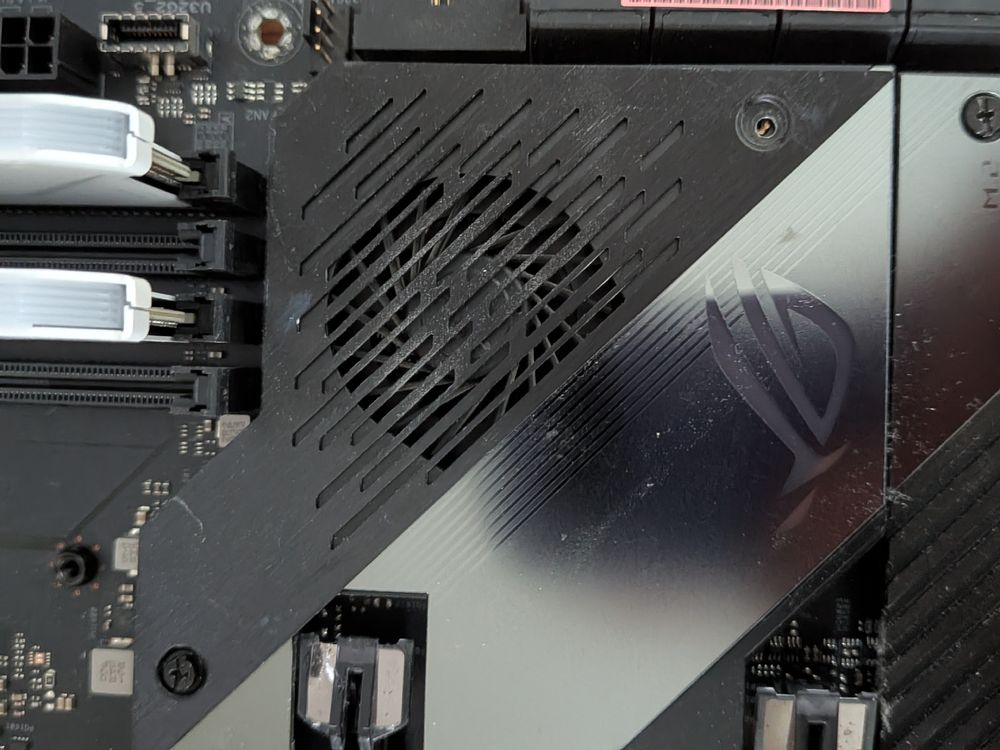 AMD Ryzen 9 3900XT + ASUS ROG Crosshair VIII Hero – X570/AM4 (Gebraucht ...