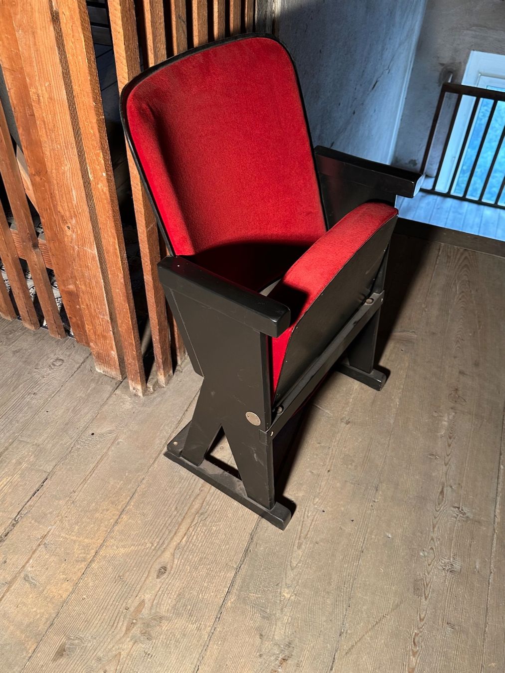 Home Cinema: Kinosessel rot – Usato da Bern venduto da Madad 1