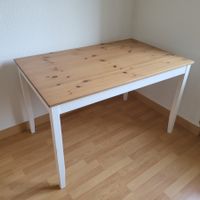 Holztisch