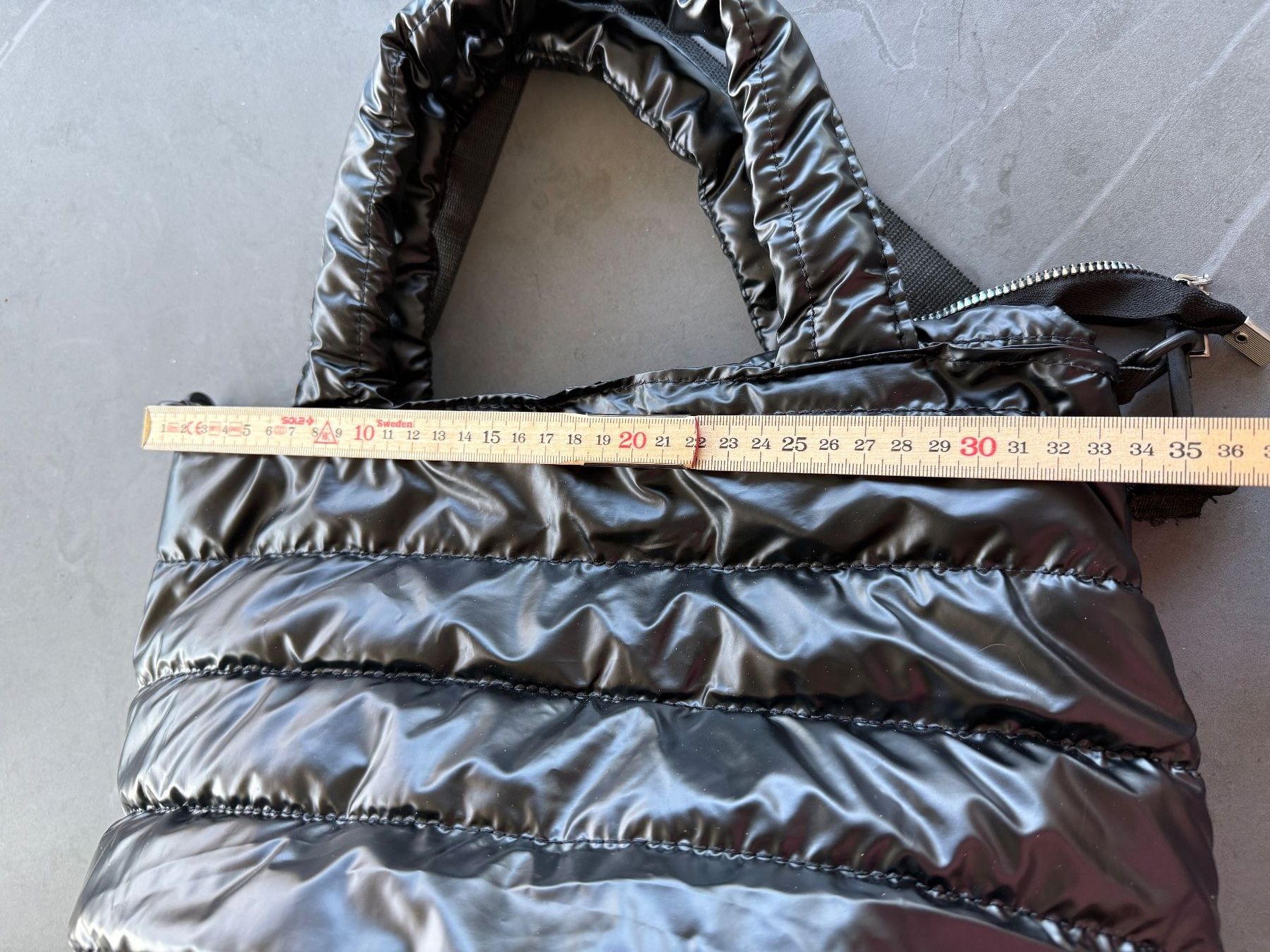 Borse da donna: Leichte Tasche mit guter Grösse – Usato da Altishofen venduto da UrsulaP0102 4