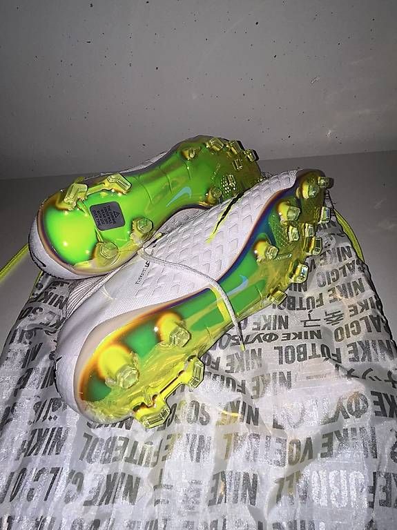Scarpe da uomo: NIKE HYPERVENOM PHANTOM 3 ELITE FG – Nuovo (secondo la descrizione) da Zullwil venduto da sa-vo96 4