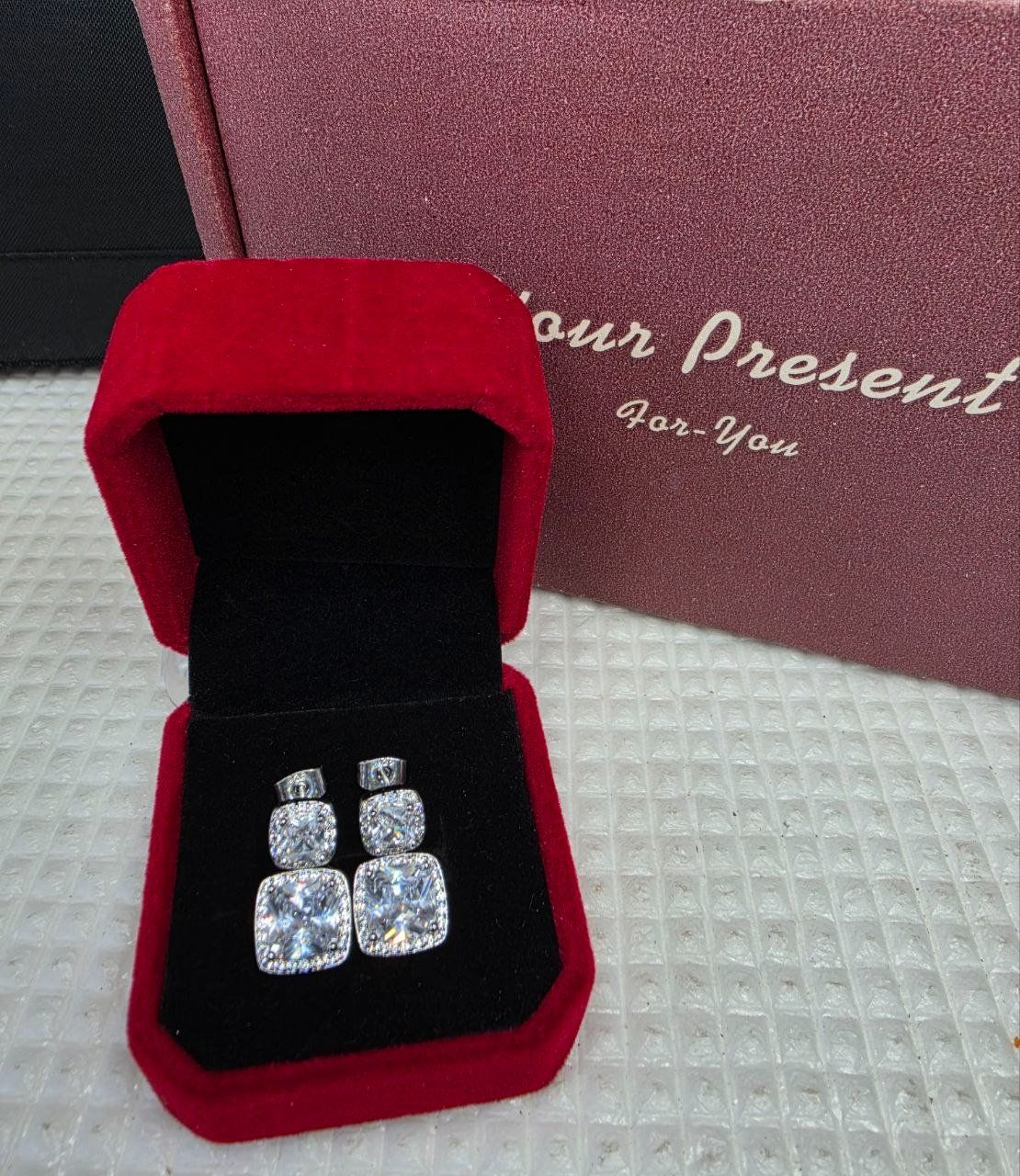 Orecchini pendenti & Orecchini a lobo: Boucles d'oreille argent avec zircons – Nuovo e nell'imballaggio originale da Reconvilier venduto da Tsma67 3