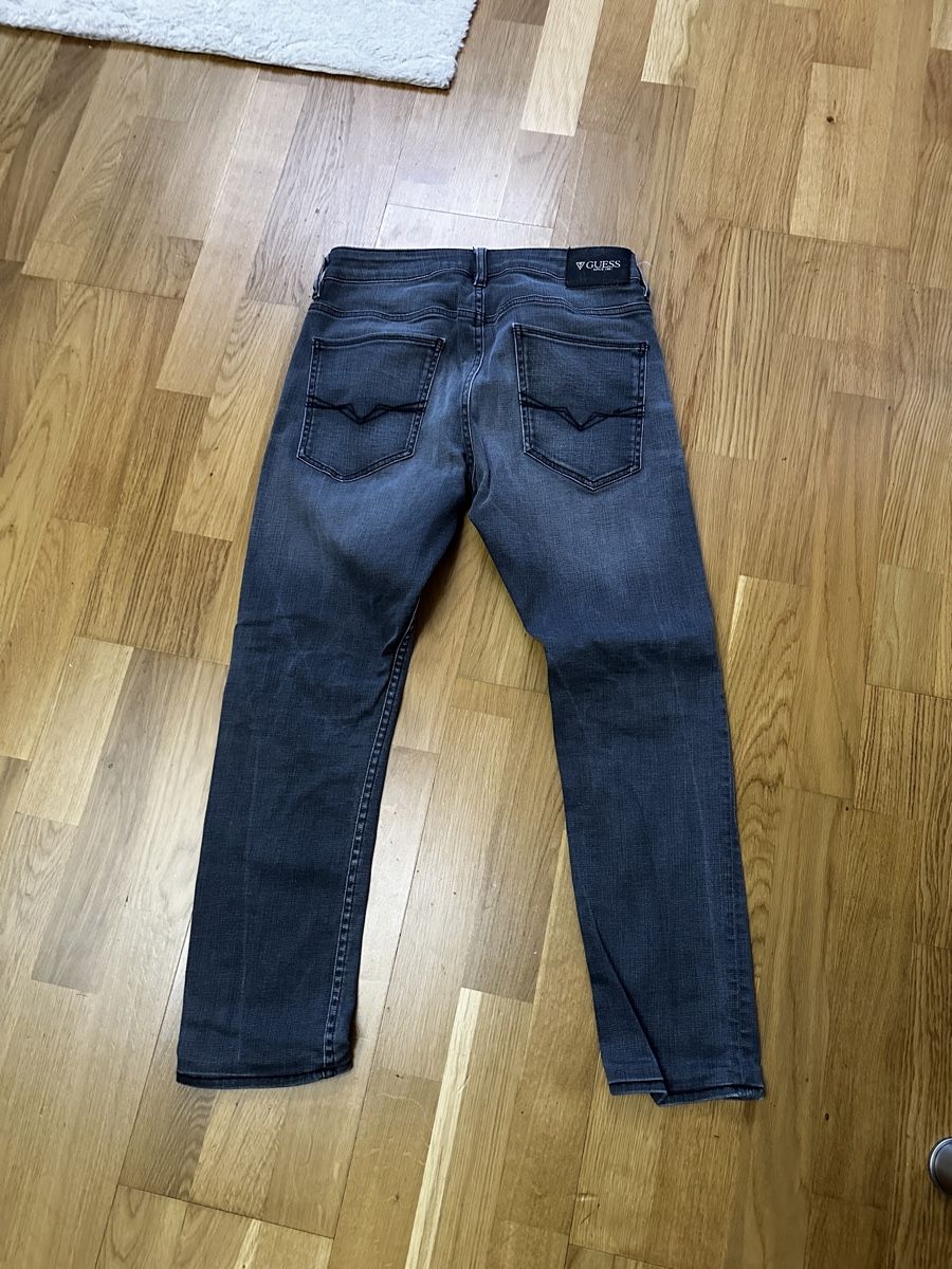 Jeans: Guess Jeans grau – Usato da Mels venduto da ricoshop 1