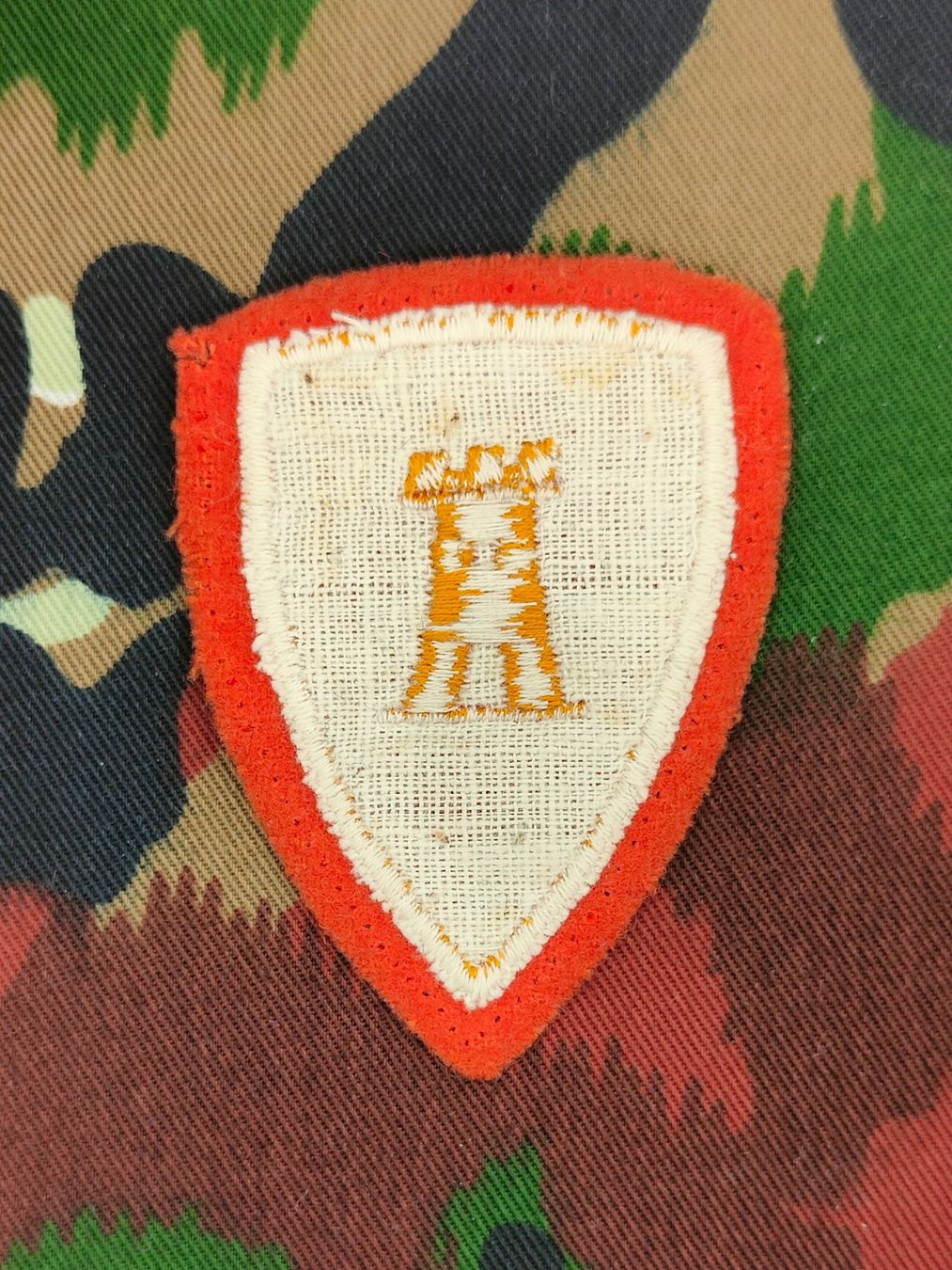 Schweizer Armee Placchette & Badge: Funktionsabzeichen Werkkompanie Ord. 1949, Variante 3 – Usato da Bauma venduto da SwissMilitaria 1