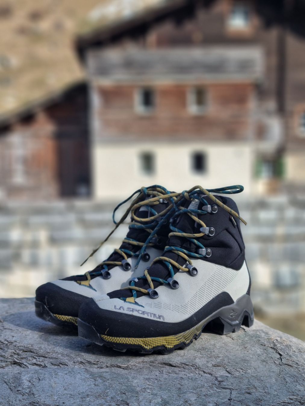 Scarpe da donna: Wanderschuh La Sportiva – Usato da Volketswil venduto da Lele31 1