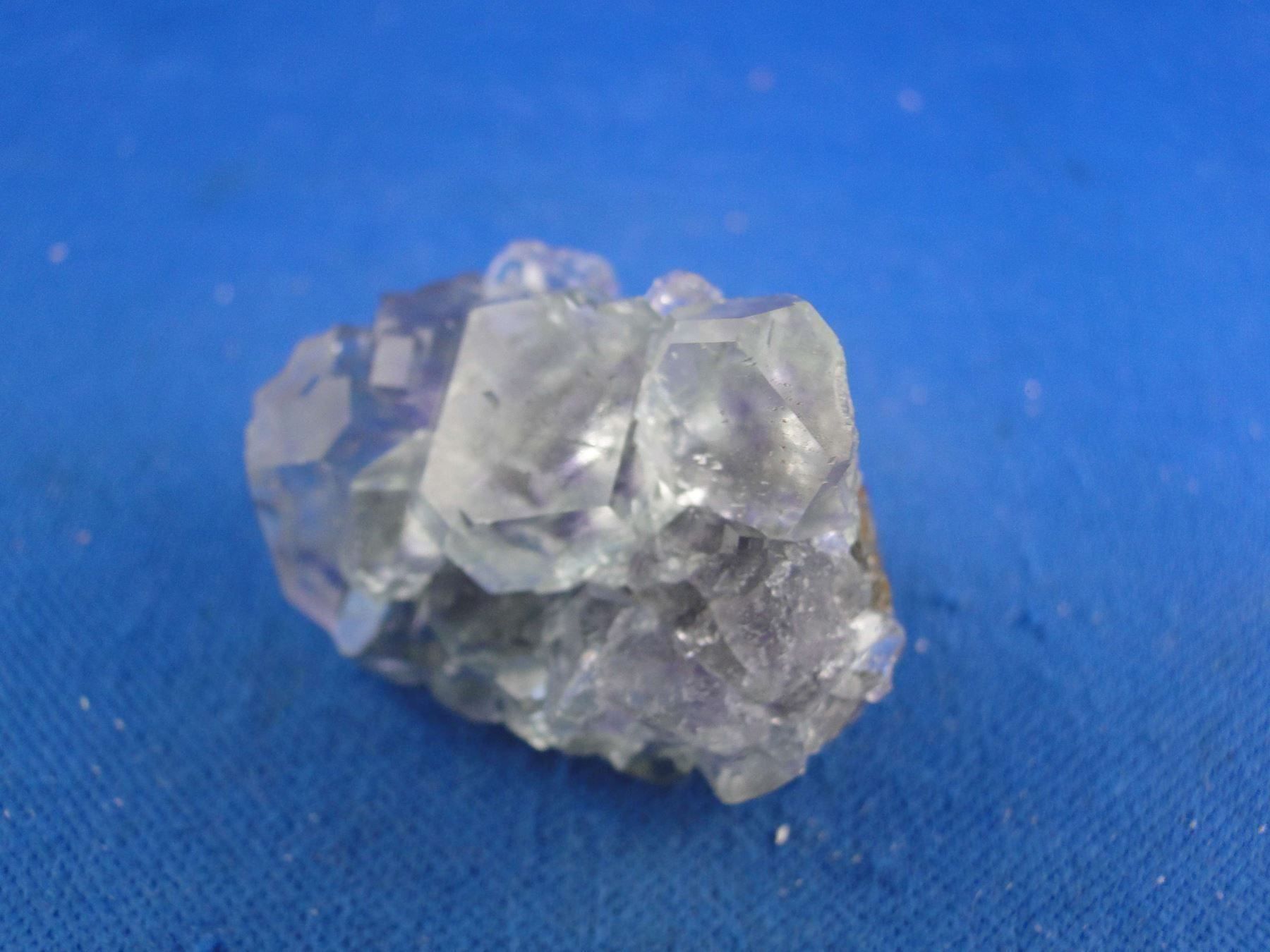 Minerali & Pietre curative: Fluorit – Usato da Schinznach Bad venduto da Demerald 2