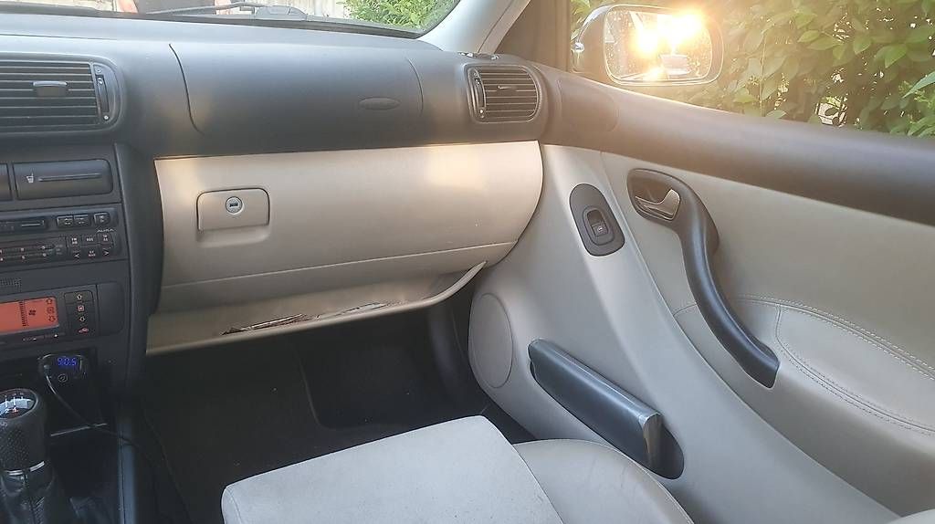 Seat Automobili: SEAT TOLEDO 2.3i 20V 170 Executive – Usato da Basel venduto da ser_q9qm 4