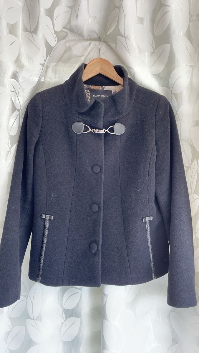 Giacche: Stylische schwarze Wolljacke, Grösse M – Usato da Binningen venduto da Viriatus