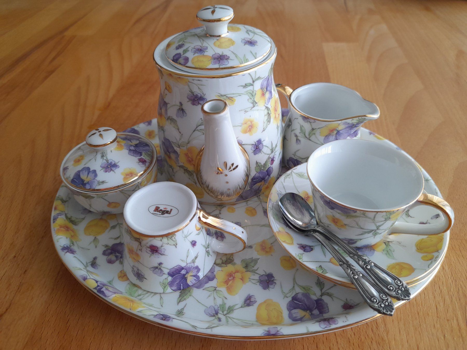 Set di piatti: Tee-Kaffee Set mini Regal Porcelain – Usato da Zollikon venduto da TimeIsMoney