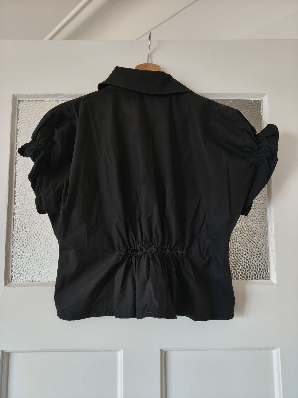 Cos Chemisiers: Cos blouse 36 – D'occasion à Neuchâtel par plazzzzma 2