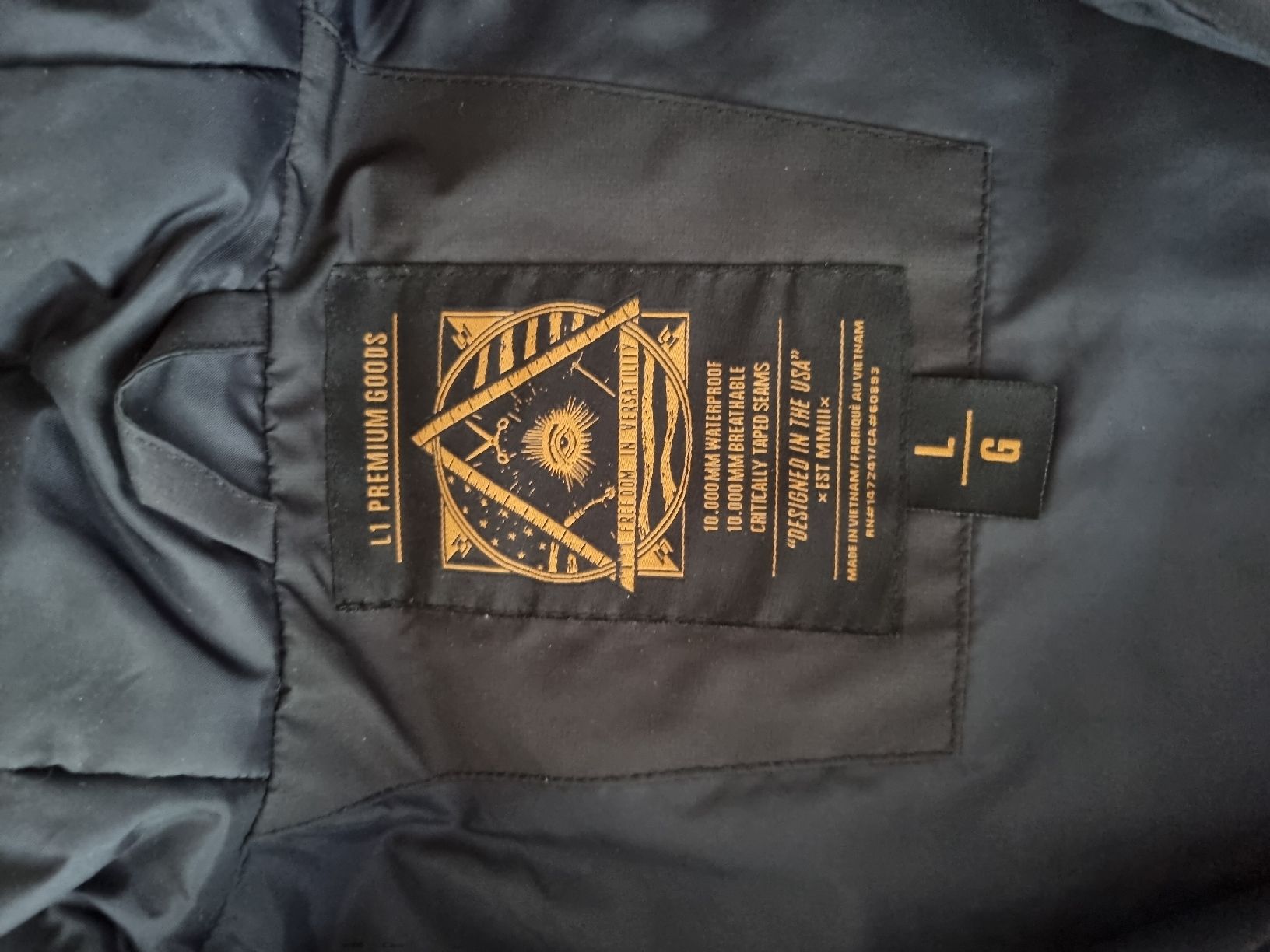 Jacken: L1 Outerwear Snowboard Jacke Grösse Large – Gebraucht aus Bellikon von Jake-la-Motta 2