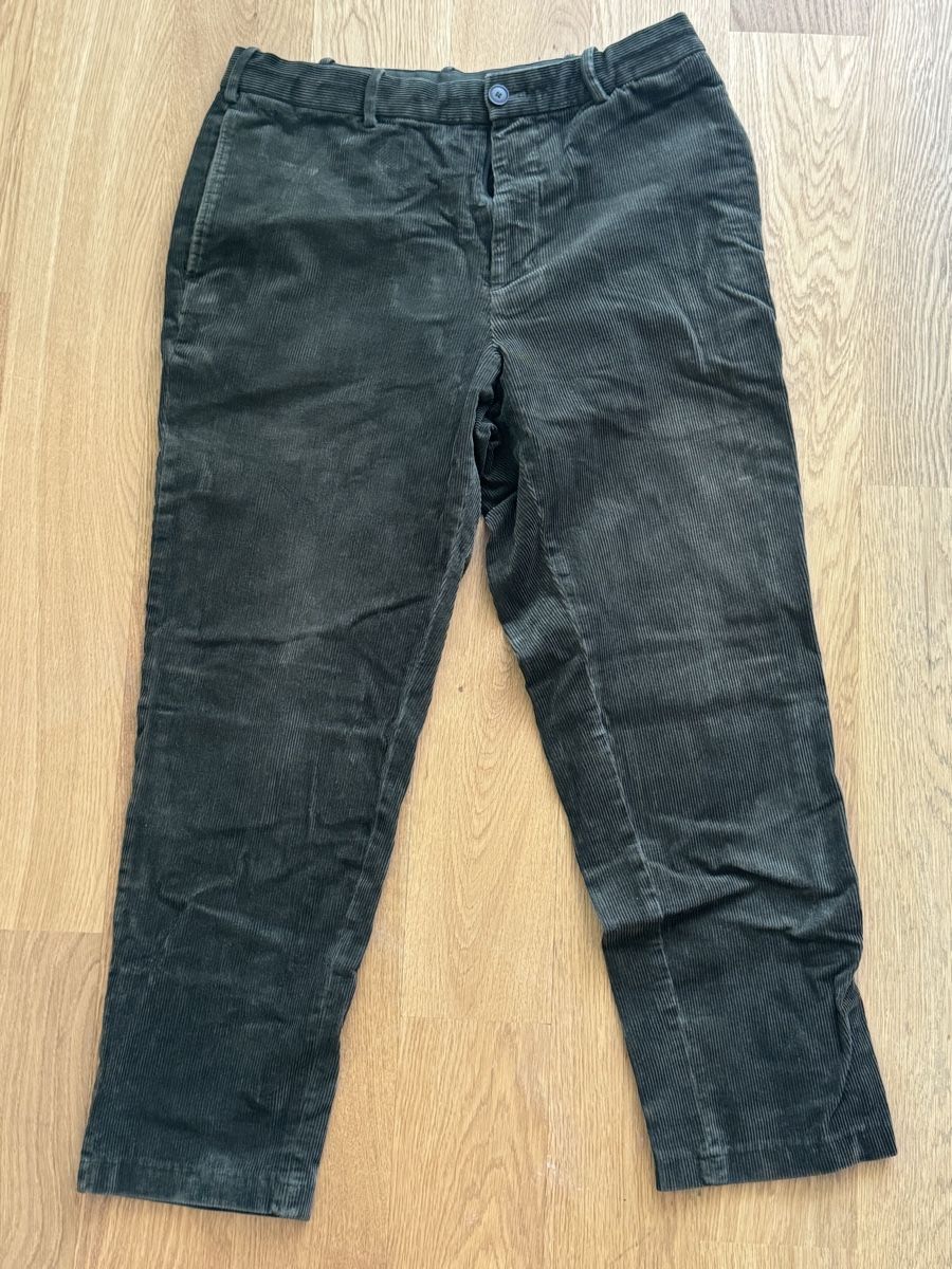Uniqlo Pantaloni: Uniqlo Herrenhose Cord – Usato da Rotkreuz venduto da she_8nyq 1