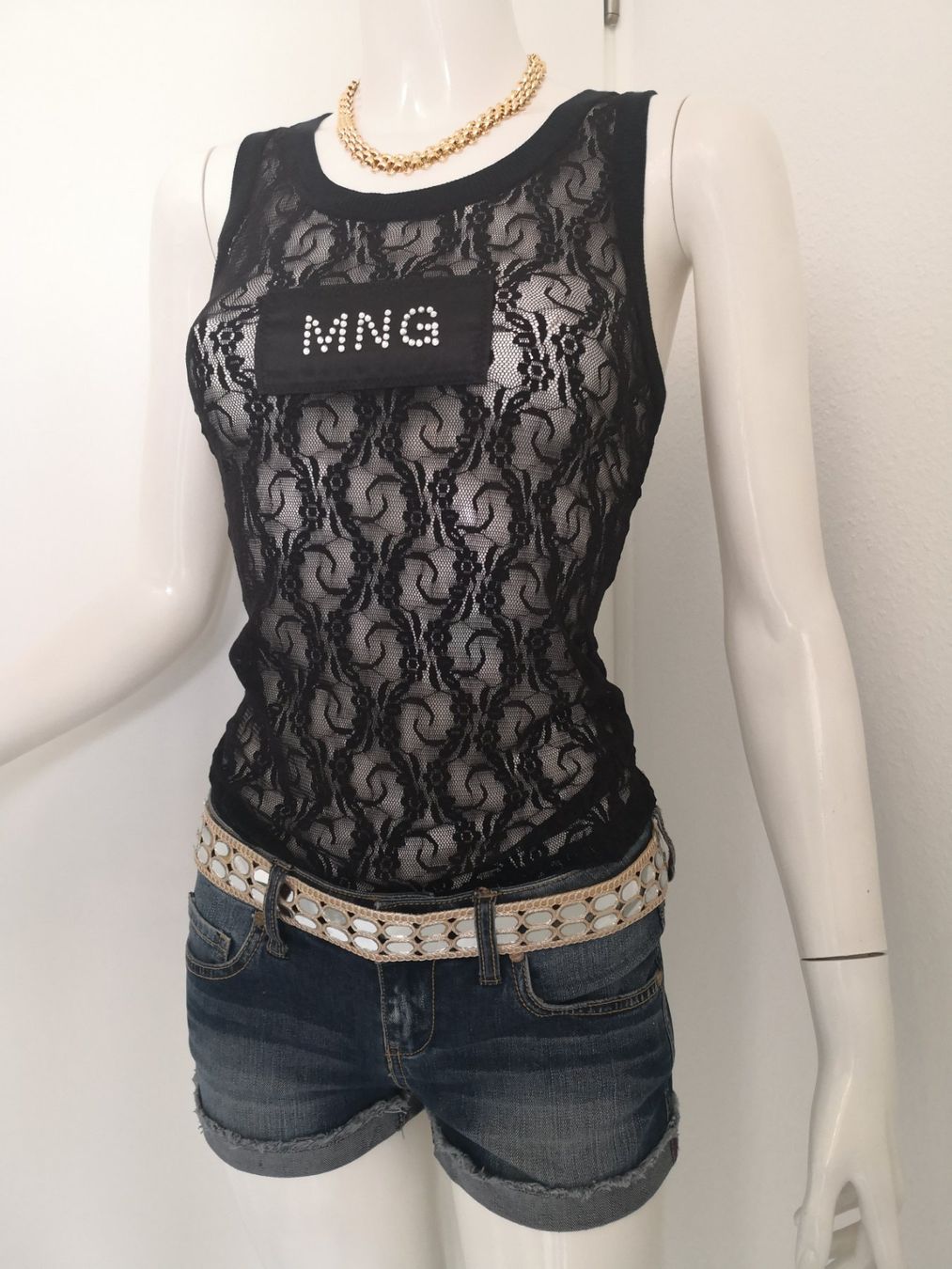 Mango Tops: 🤩MANGO SPITZEN-TOP STRETCH SCHWARZ MIT STRASS – Neuf (Voir description) à Olten par Naja-Twins-Twins 4
