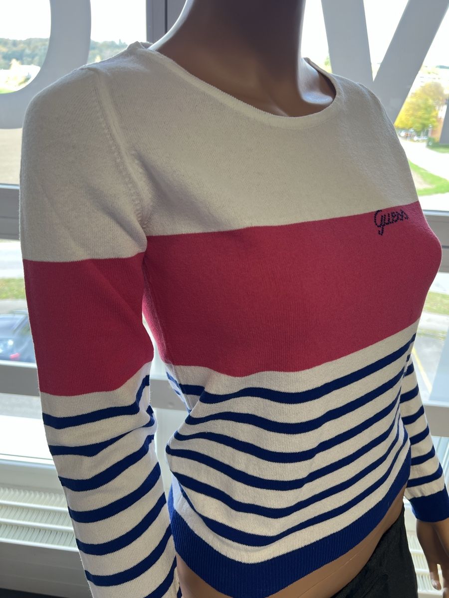 Guess Pulls & Sweat-shirts: Guess Strickpulli S NEU! – Neuf avec emballage d'origine à Zuzwil SG par viv_8zxc 2