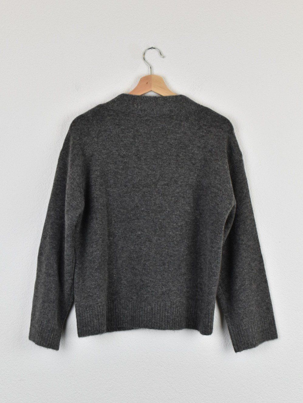 Pullover & Sweatshirts: Gaudi Strickpullover mit Pailletten, grau, Gr.S-M – Neu (gemäss Beschreibung) aus Nürensdorf von 2ND_STORY 2