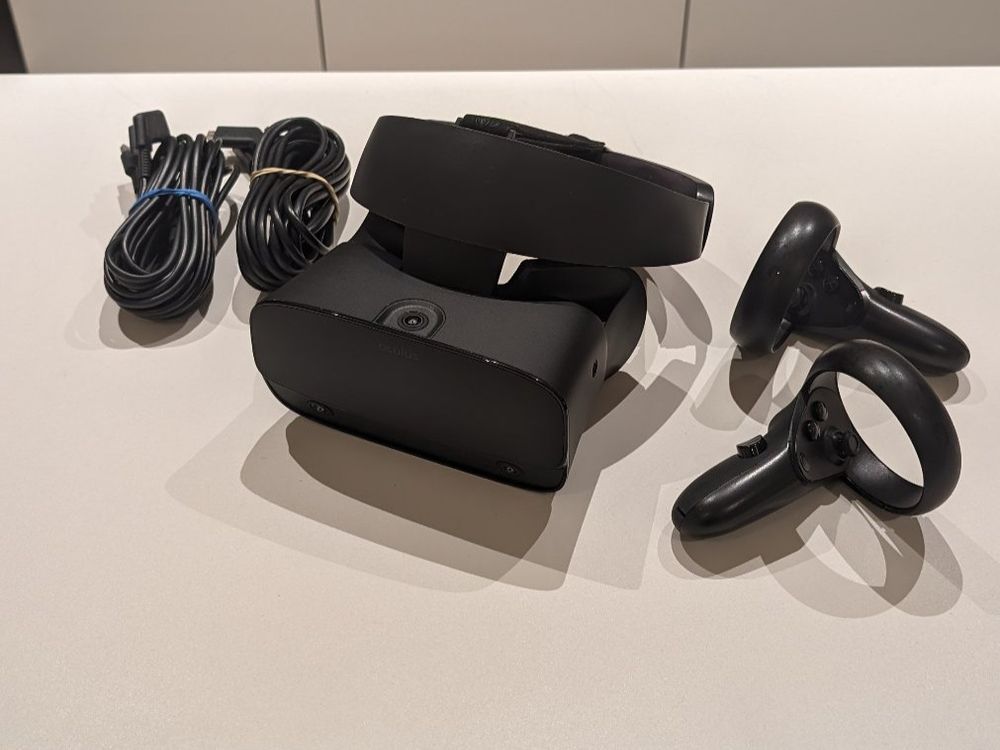 Oculus Rift S - untested - ab 1.- (Gebraucht) in La Praz für CHF 30 ...