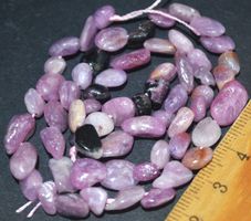 Stein Perlen Strang L-5162 – Rubin Nuggets 6x8mm 39cm