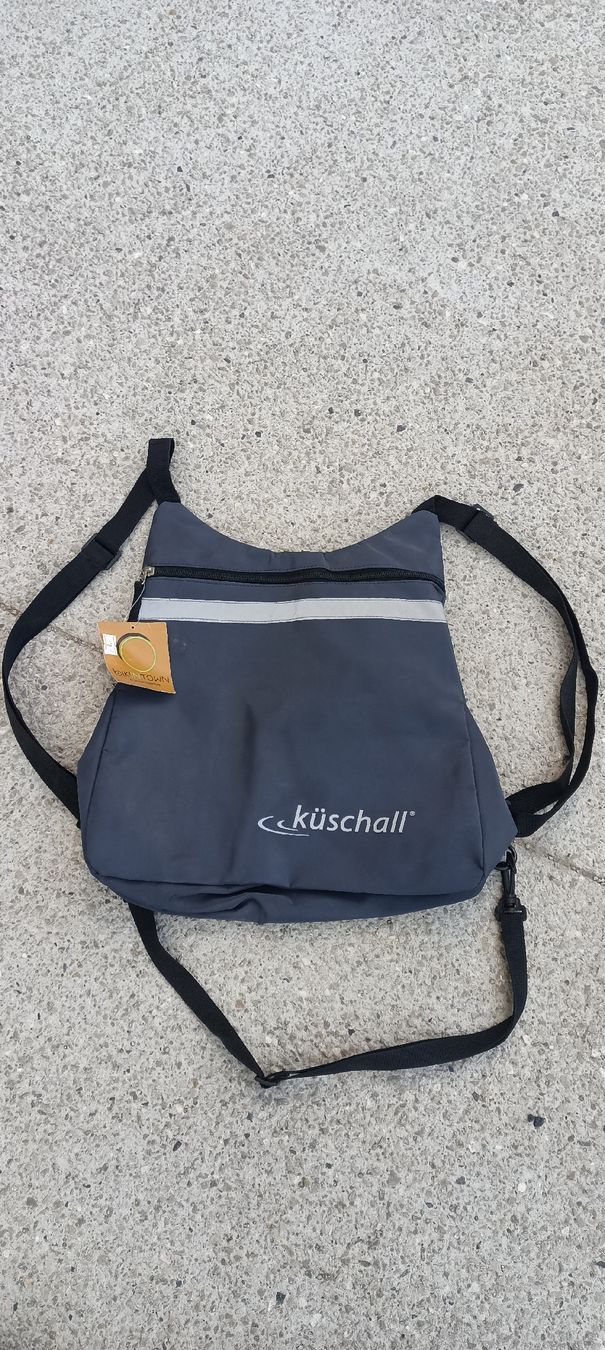 Rucksäcke: Sac à dos Kueschall gris neuf – Gebraucht aus Onex von jul_6dcz