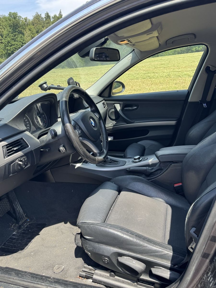BMW Autos: BMW 325xi Automat MFK – Gebraucht aus Meisterschwanden von bmw1237 4