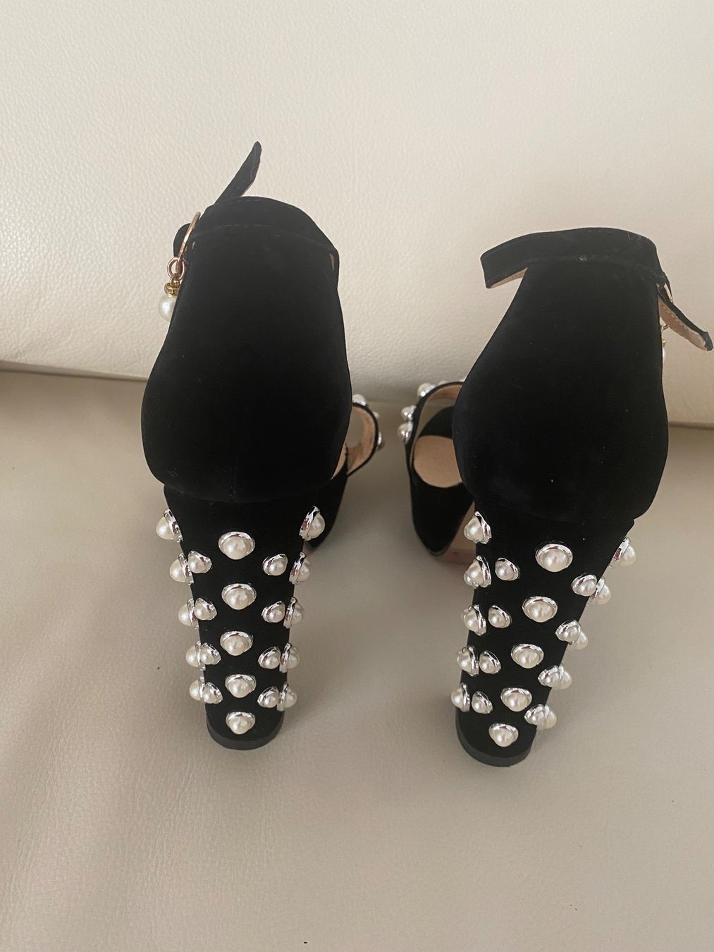 Scarpe da donna: Extravaganter High Heel Damensommerschuh mit Perlen, Gr.39 – Nuovo e nell'imballaggio originale da Winkel venduto da ferrari2022 1