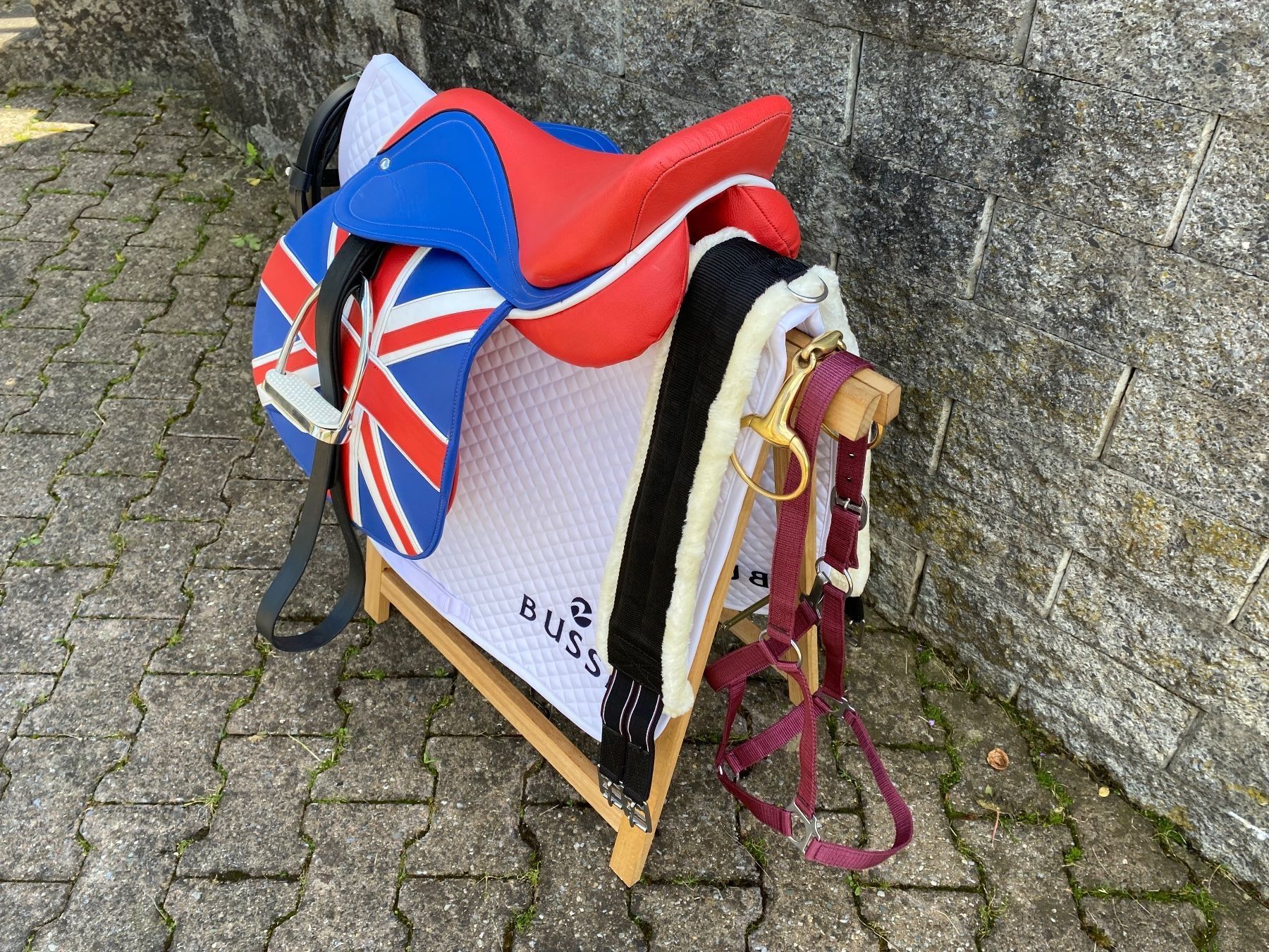 Selle & Accessori: schöner Vielseitigkeitssattel – Usato da Feldbach venduto da Fea1 5