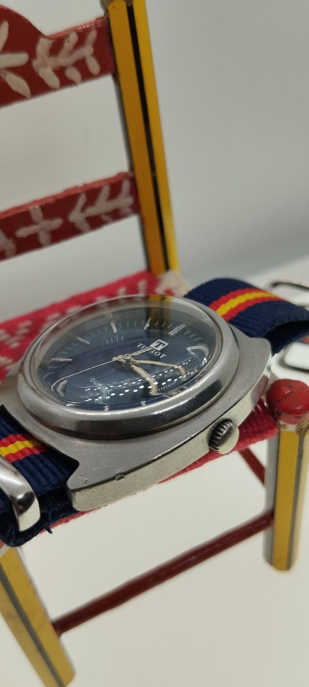 Tissot Montres: montre Tissot – D'occasion à La Chaux-de-Fonds par jac_9llg 4