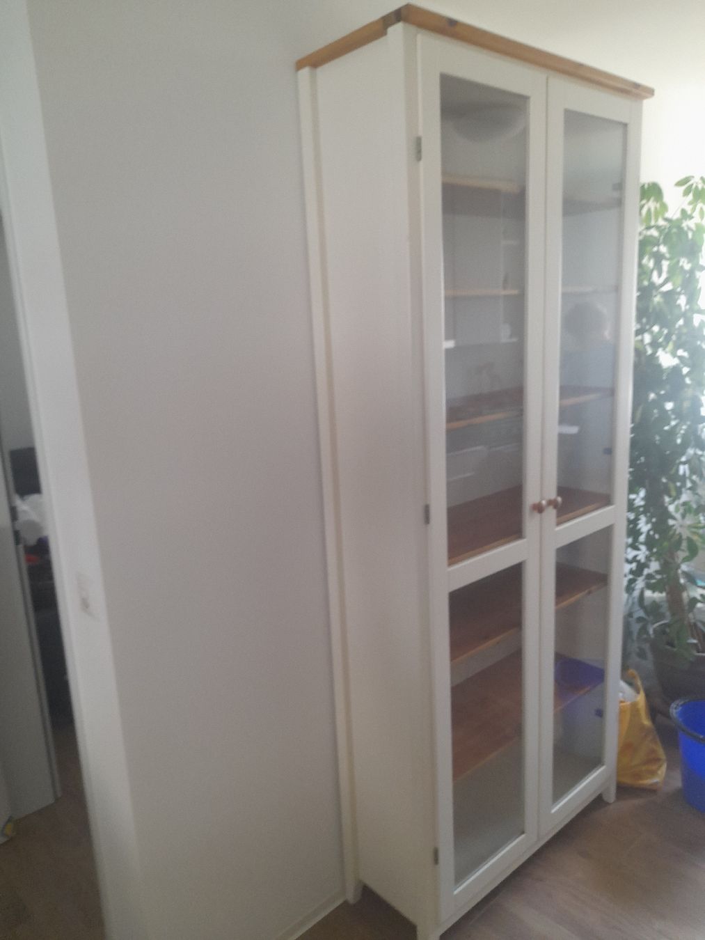 Ikea Scaffali: vitrine Ikea – Usato da Glattbrugg venduto da B_B