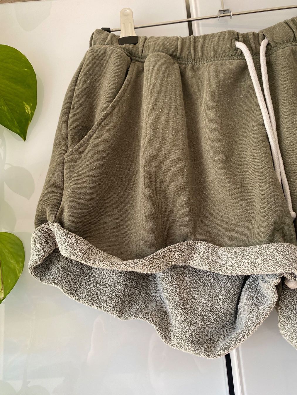 Pantaloni: Shorts im Relaxed Fit – Usato da Zürich venduto da missmodernage 1