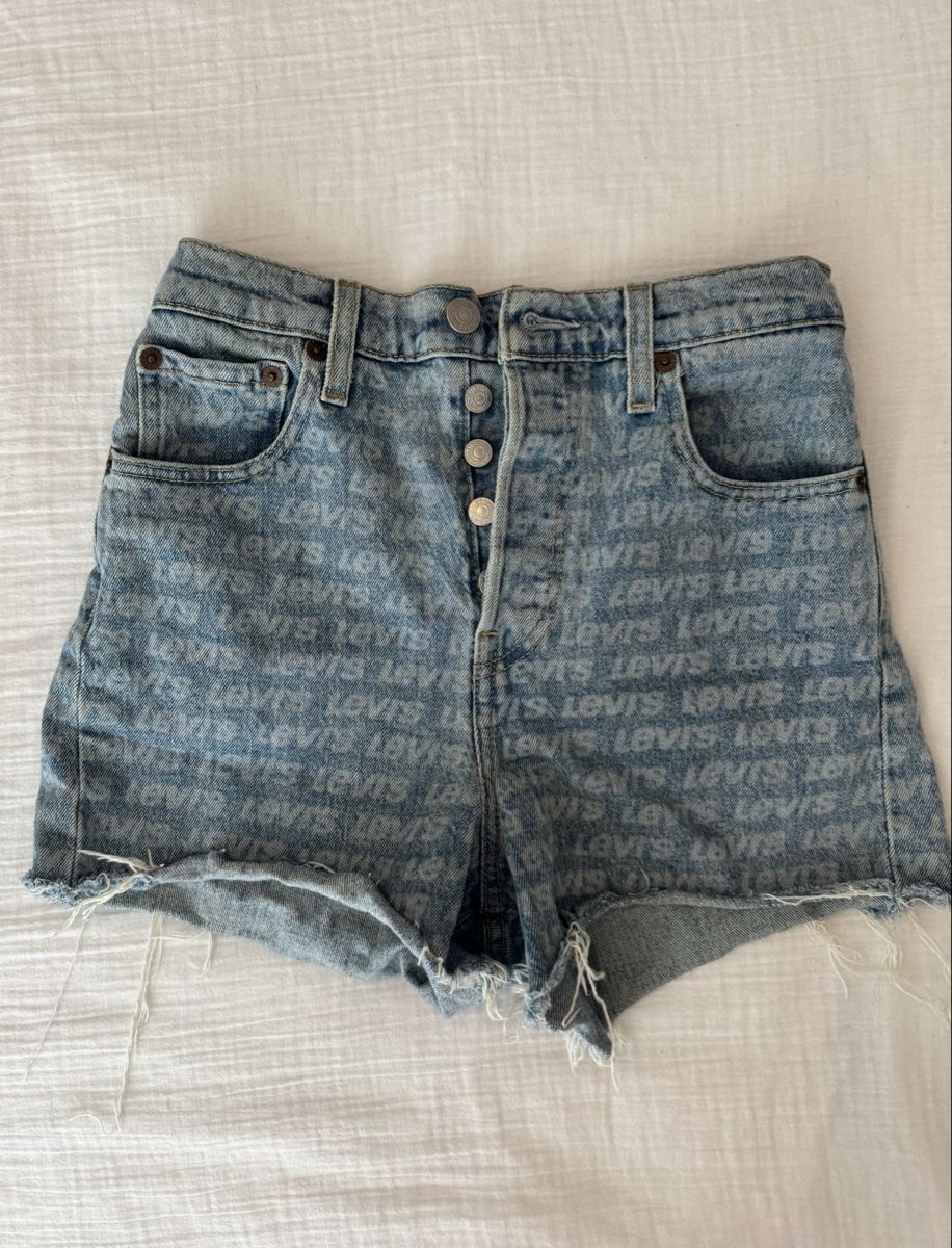 Levi's Jeans: Jeans Shorts Levis Gr. 25 – D'occasion à Aarau par beckywhite